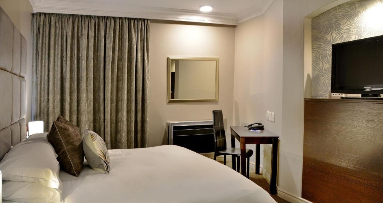 Anew Hotel Centurion Pretoria Exterior foto